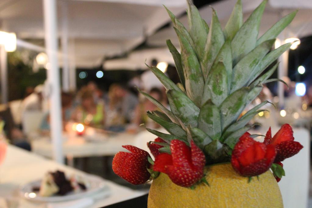 Tirana Hotel Ksamil Buitenkant foto